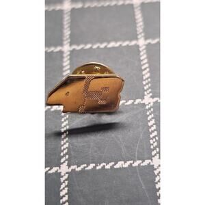 Vintage NASCAR Number 43 Pin W6